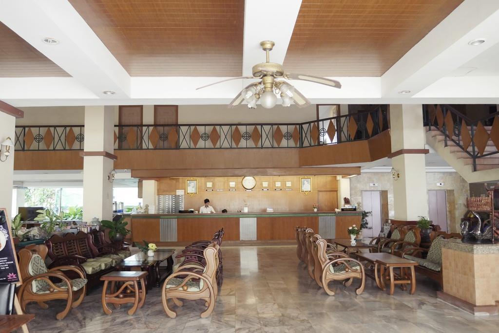 Mike Beach Resort Pattaya Exterior photo